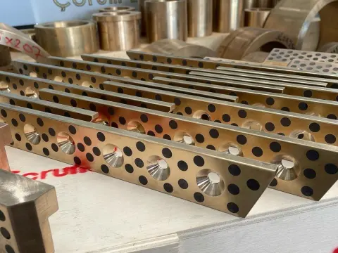 Kendinden Yağlamalı Bronz
